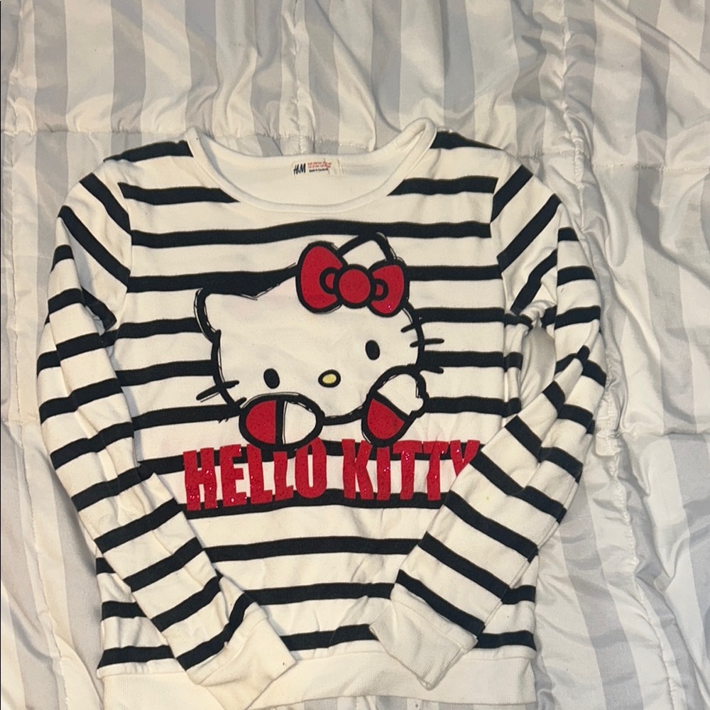 H&M hello kitty top